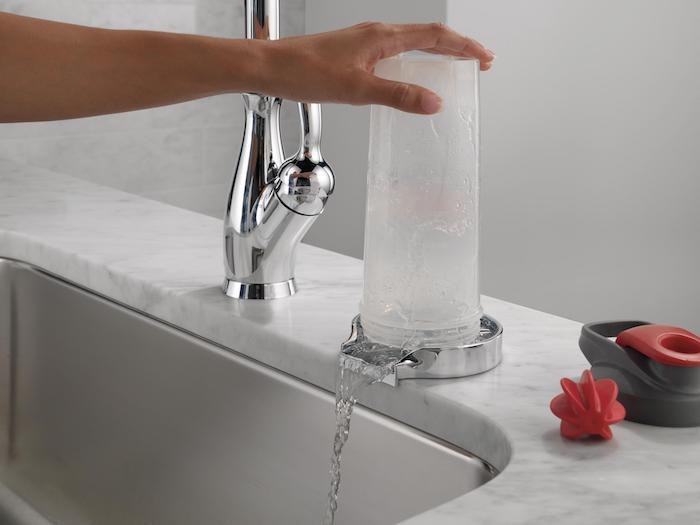 Delta Introduces Glass Rinser, #kbis2020, ibs2020, plumbing, Delta Faucets, kitchen and bath, KBIS, builders show, IBS, faucets